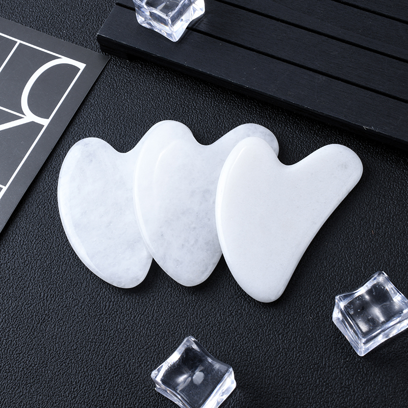 white jade gua sha display (3)