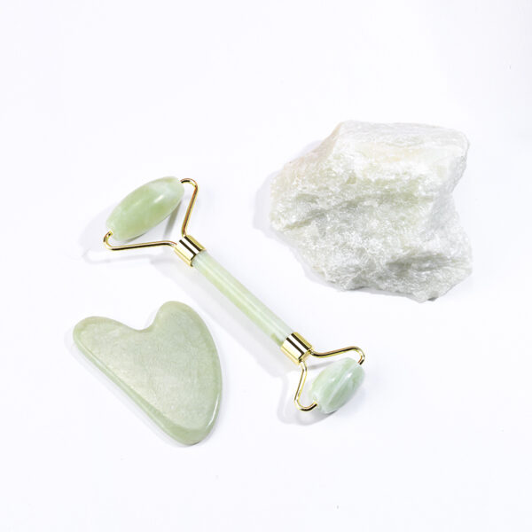 Xiuyan Crystal Jade Roller Gua Sha Set - Image 4