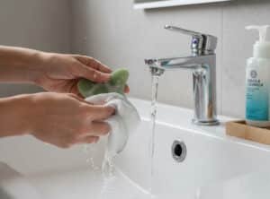 how to clean gua sha